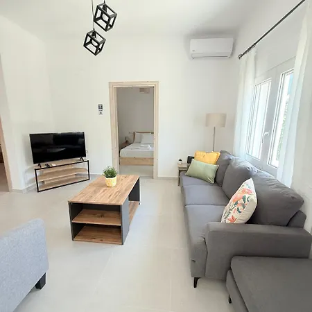아파트 Nikolas Ground Floor 2bd With Free Parking *